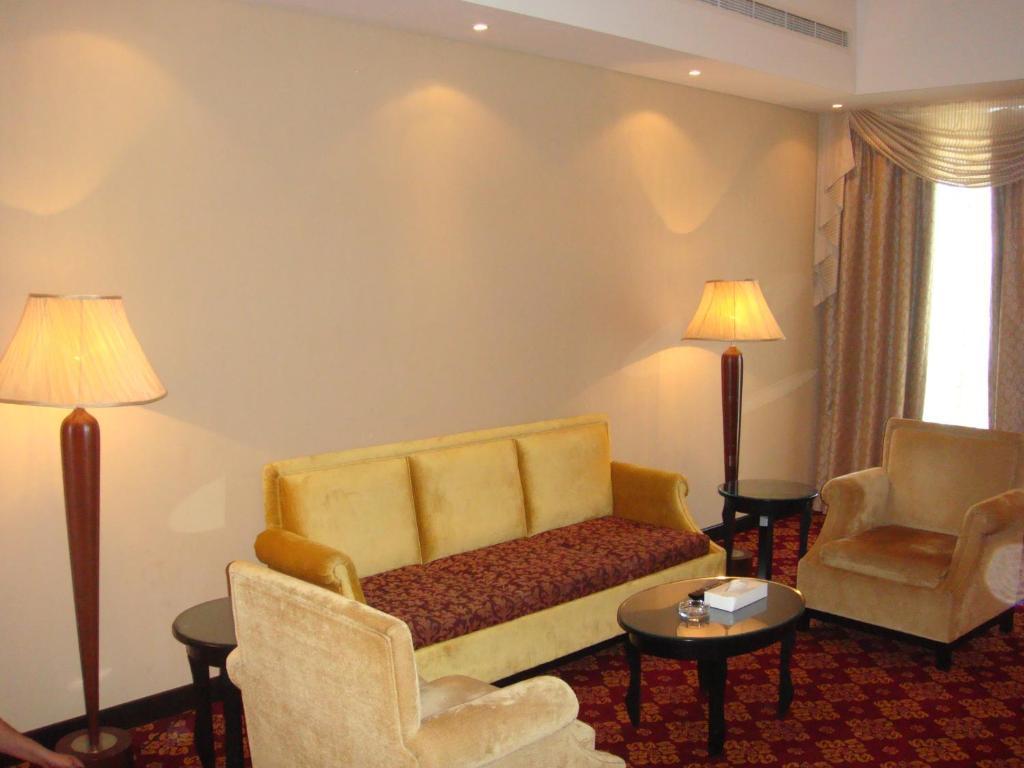 Paragon Hotel Abú Dhabí Pokoj fotografie